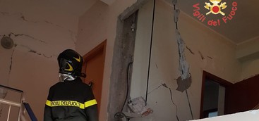Sisma in Sicilia, le immagini dei  soccorritori calabresi