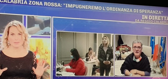 Spirlì a pomeriggio 5: "Vorrei essere nelle piazze a incatenarmi con i manifestanti."