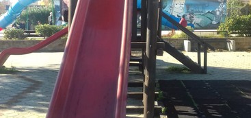 Riccio denuncia: "Totale degrado al parco giochi Lieto Rumore di Lido"