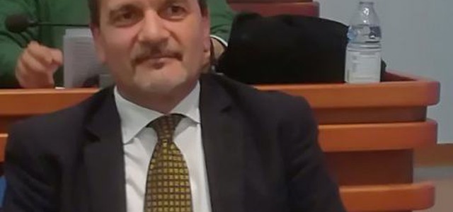 Mirarchi propone la sospensione di tutte le attività politico-istituzionali del Comune di Catanzaro