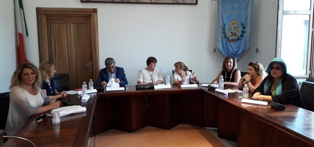 A Borgia nella Notte Rosa convegno sul femminicidio