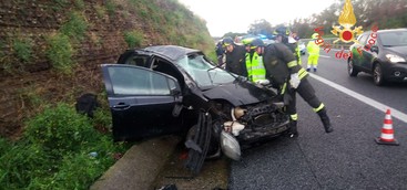 Incidente stradale sull'A2 nel Catanzarese, tre auto coinvolte