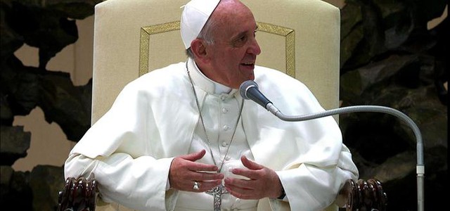 Papa Francesco invia un rosario benedetto a Maria Antonietta Rositani, la donna bruciata dall'ex marito