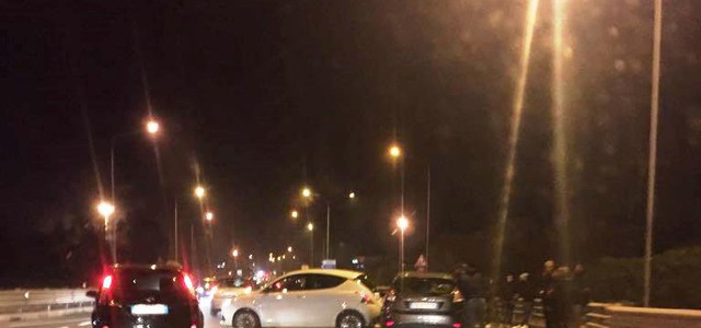 Tamponamento nei pressi della rotatoria di Alli, disagi al traffico