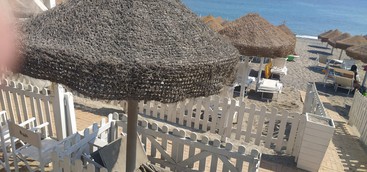 LE INSTALLAZIONI DI MARIO LOPRETE IN MOSTRA PERMANENTE SULLA SPIAGGIA DEL DADADA