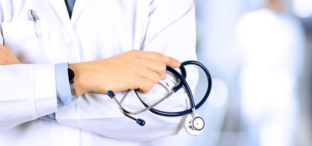 Donna esegue ecografia alla tiroide a Vibo, l'esito però è quello di un esame ai testicoli