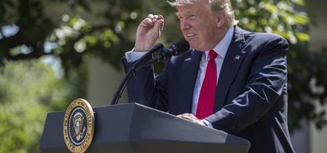 Trump: "Con l'Italia alleanza militare più forte che mai"