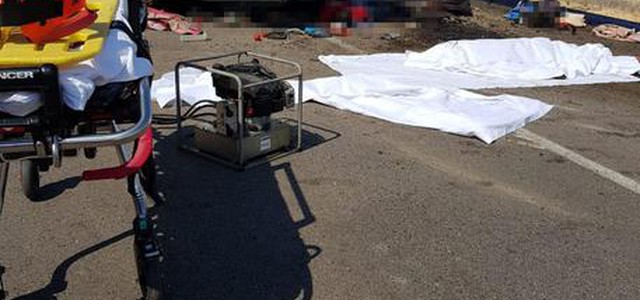 Nuovo incidente a pulmino di braccianti, 12 morti