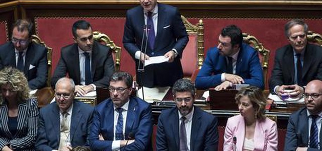 Conte a Senato per la fiducia: 'Populisti? Ascoltiamo gente'. Apre a Mosca. 'Ue più equa'