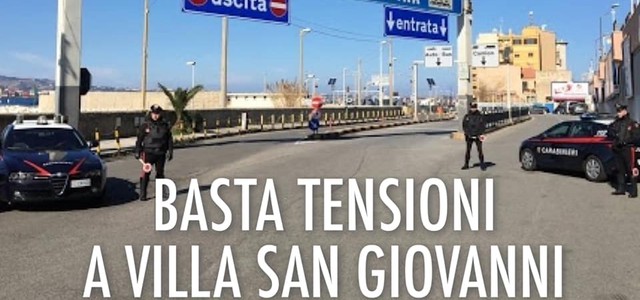 Coronavirus, caos Villa San Giovanni: si imbarcano donne, bambini e anziani