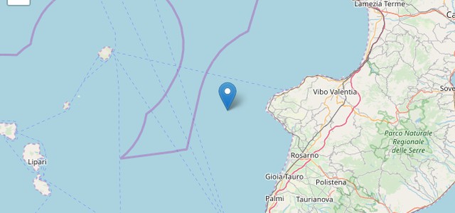 Scossa di terremoto al largo della costa tirrenica calabrese