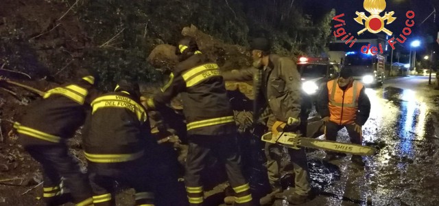 Maltempo in Calabria, più di 200 interventi da ieri sera