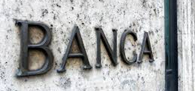 Banche: Calano di un terzo le rapine in Calabria