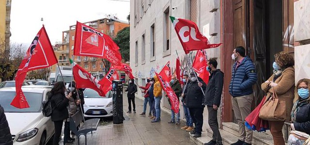 Sanità: sit-in precari Asp Cosenza, a rischio disoccupazione