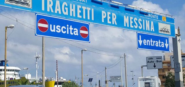 EMERGENZA CORONAVIRUS, CONTROLLI PER GLI IMBARCHI VERSO LA SICILIA LUNGO L'AUTOSTRADA A2