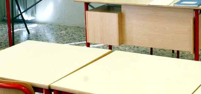 Oltre un milione di oggetti per studenti sequestrati dalla GdF