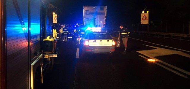 Tragedia sulla Statale 107, 4 giovani morti e 2 feriti gravi