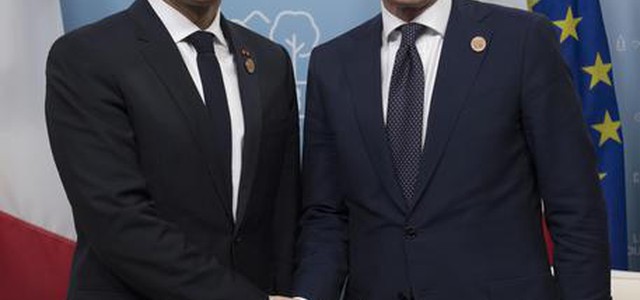 Migranti: tregua Italia-Francia. Conte domani a Parigi. Macron: 'Mai voluto offendere'
