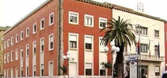 Maltempo, allerta a Crotone: il sindaco chiude le scuole a mezz'ora dall'apertura
