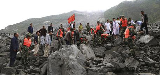 Frana in Cina, 141 persone sepolte vive