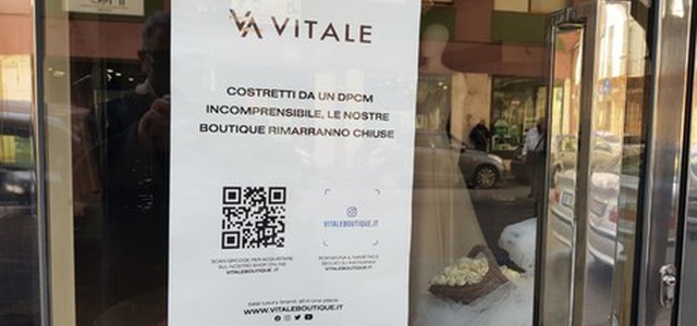 Dpcm: protesta a Crotone, negozi restano aperti