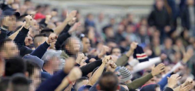 Tenta di entrare allo stadio violando Daspo, arrestato tifoso
