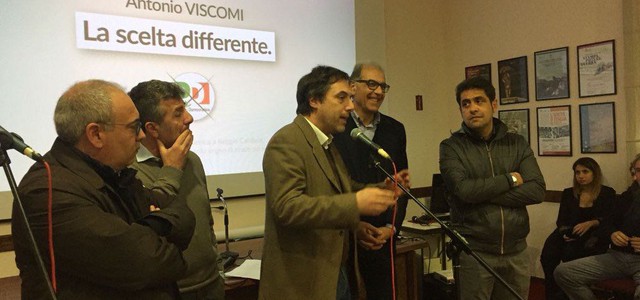 Capigruppo di maggioranza a Fiorita: "Da Cambiavento a Cambiabandiera"