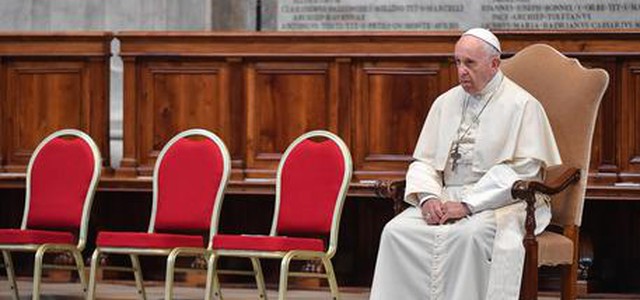 Papa nomina nuovo arcivescovo Camerino: è calabrese