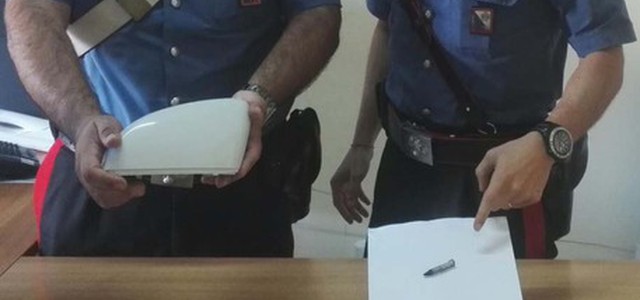 Simula incidente e tenta truffa, arrestato 26enne nel Catanzarese