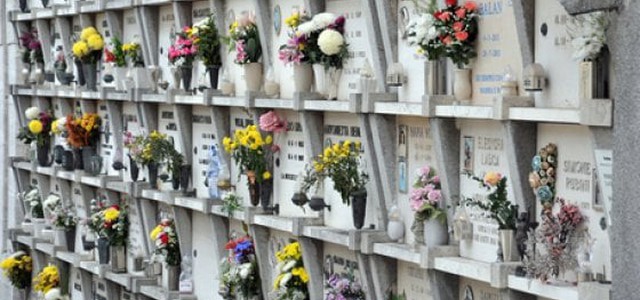 Iniziati i lavori di impermeabilizzazione dei loculi nel cimitero di Santa Maria 