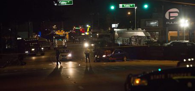 Pickup contro 2 agenti a Washington
