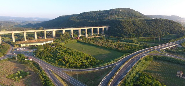 ANAS: PROSEGUONO I LAVORI DI MANUTENZIONE LUNGO L’A2 TRA LO SVINCOLO DI PIZZO CALABRO E LO SVINCOLO DI SANT'ONOFRIO (FOTO)