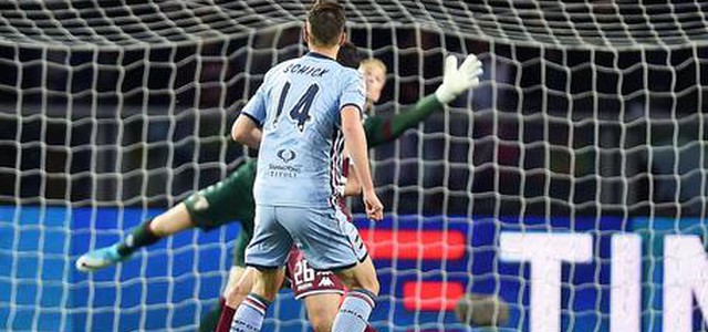 Iturbe pareggia capolavoro Schick, Toro-Samp 1-1