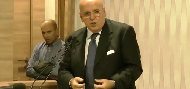 Oliverio ha il sostegno dei sindaci: "Mi ricandido alla guida della Calabria" (VIDEO) 