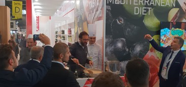 Regione Calabria: successo al SIAL Parigi