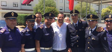 Salvini: "In Calabria invasione di presunti profughi"