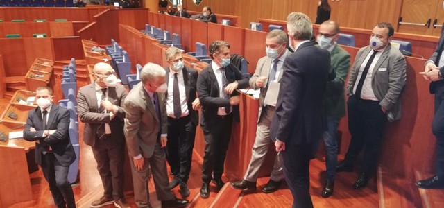 Consiglio regionale, Arruzzolo è il nuovo presidente al posto di Tallini