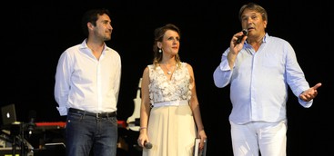 Grande successo alla Summe Arena con Gianni Morandi e il suo "d’amore d’autore" (VIDEO)