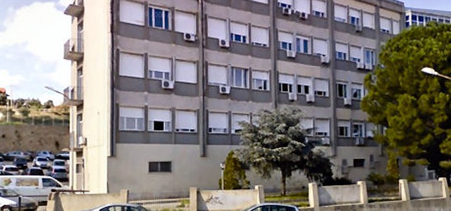 Saturimetro palmare completo e altre attrezzature pediatriche donate all'ospedale di Soverato