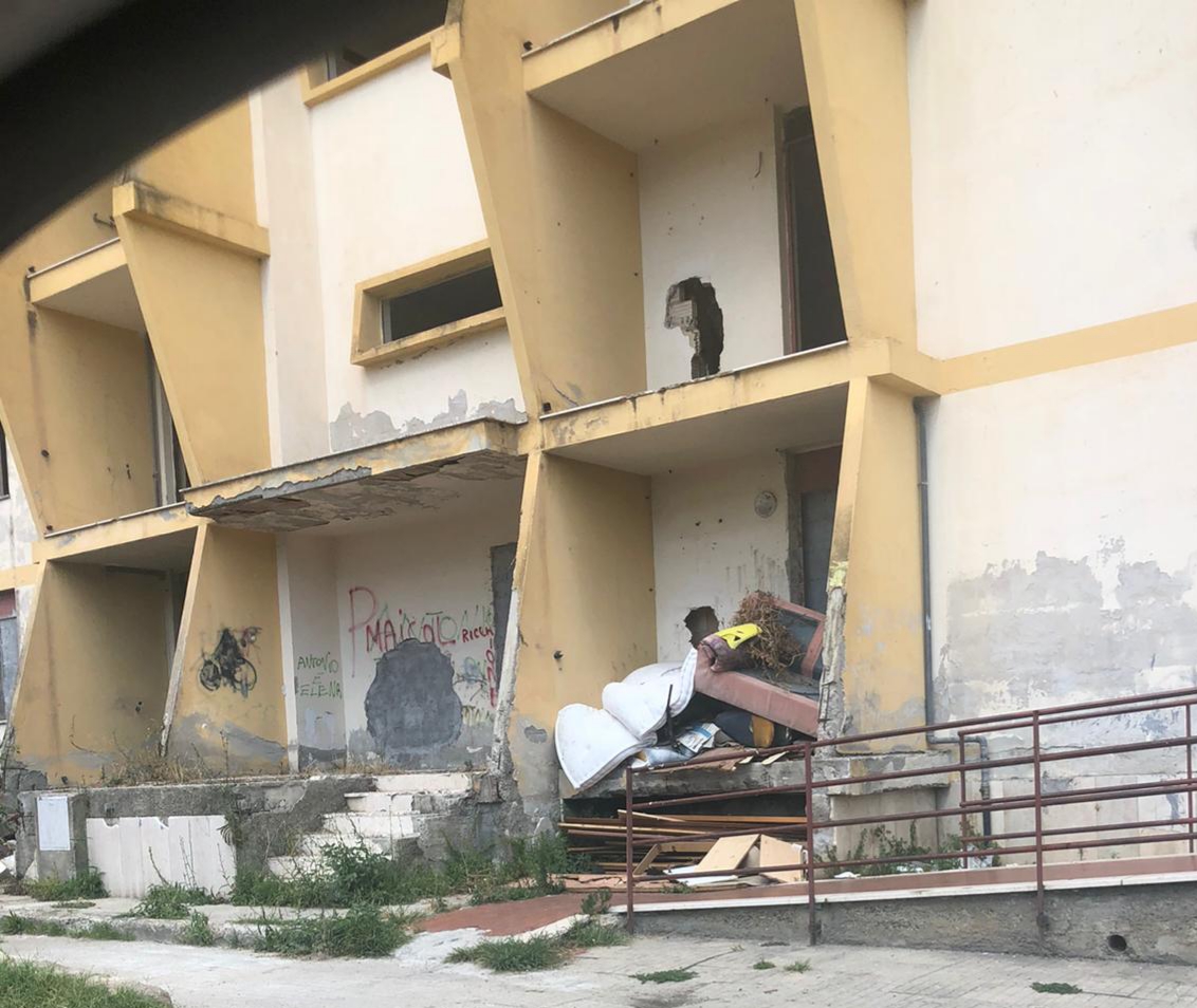 Bonifica Straordinaria Quartieri Pistoia E Aranceto A Catanzaro Riccio Le Istituzioni Non Lascino Soli Il Sindaco E La Sua Task Force Foto Weboggi It Bonifica Straordinaria Quartieri Pistoia E Aranceto A Catanzaro Riccio Le Istituzioni Non Lascino Soli Il Sindaco E La Sua Task Force Foto Weboggi It